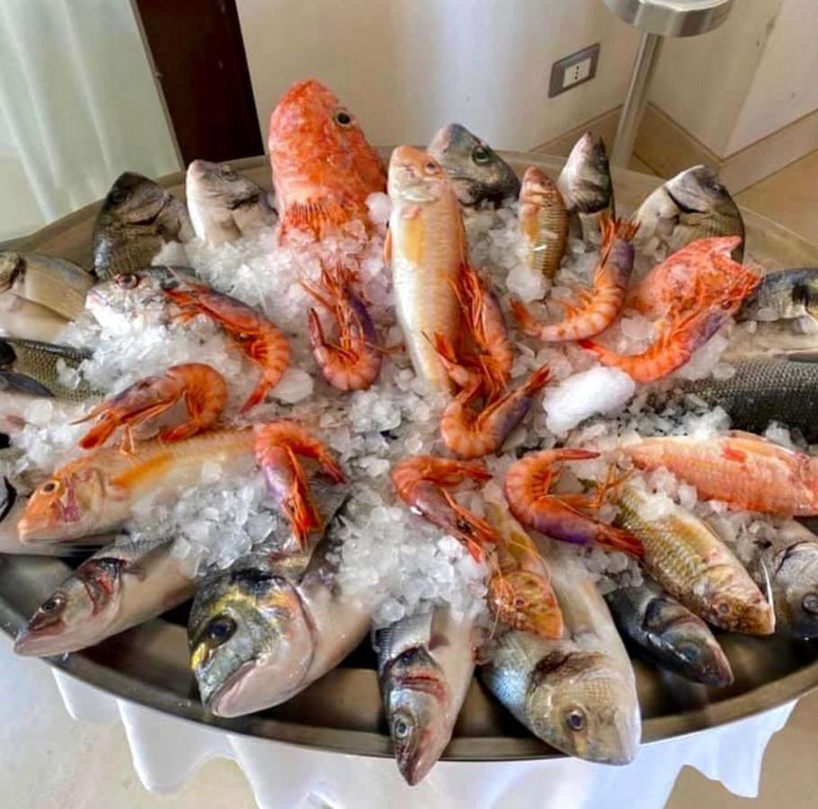 Hotel Saraceno Al Faro Tarent Zewnętrze zdjęcie
