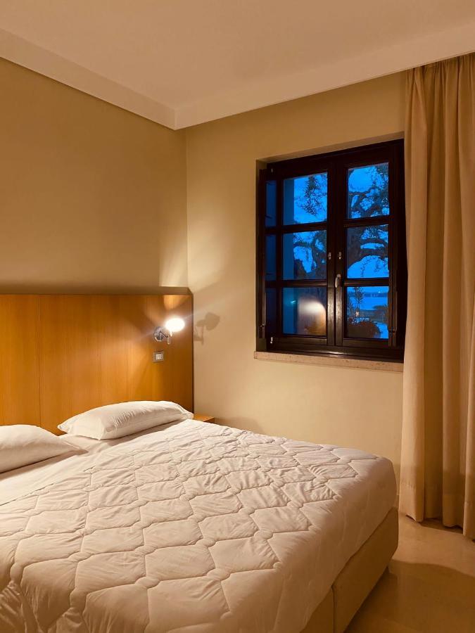 Hotel Saraceno Al Faro Tarent Zewnętrze zdjęcie