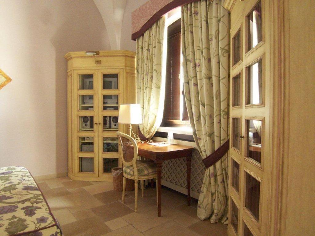 Hotel Saraceno Al Faro Tarent Pokój zdjęcie