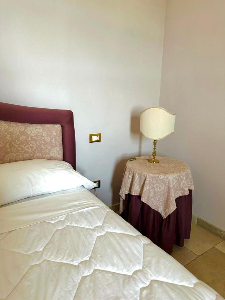 Hotel Saraceno Al Faro Tarent Zewnętrze zdjęcie