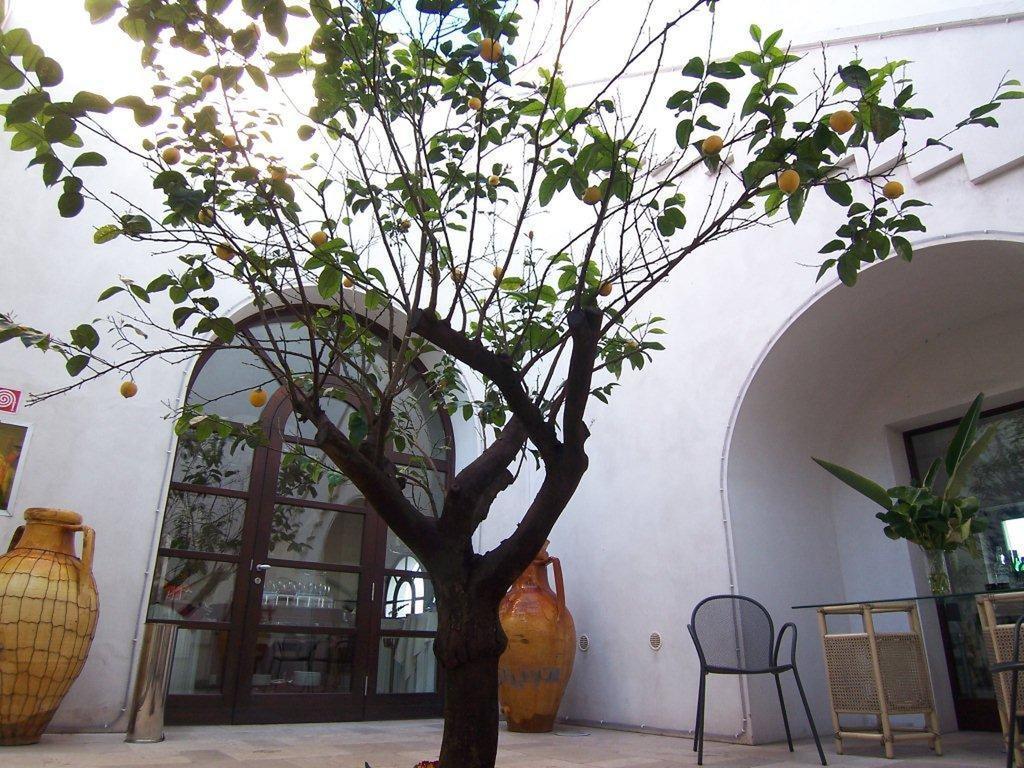 Hotel Saraceno Al Faro Tarent Zewnętrze zdjęcie