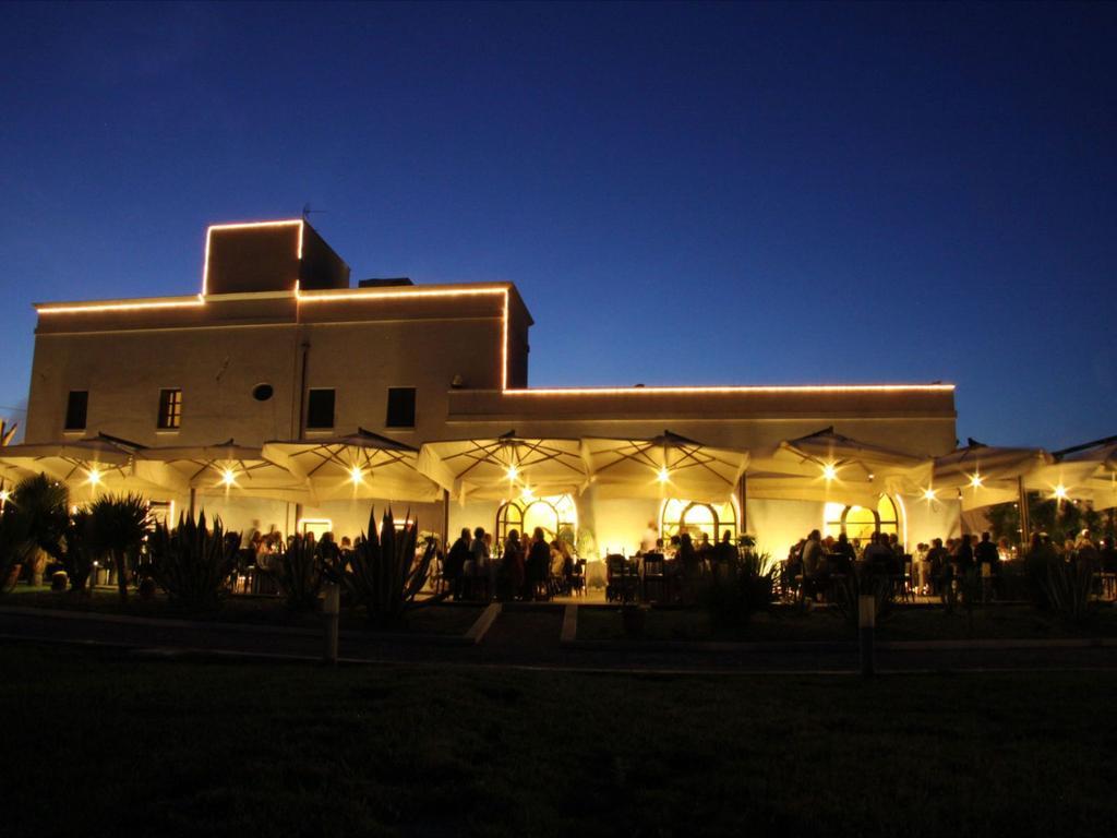 Hotel Saraceno Al Faro Tarent Zewnętrze zdjęcie