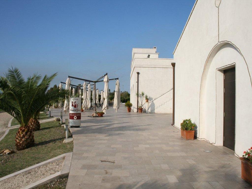 Hotel Saraceno Al Faro Tarent Zewnętrze zdjęcie